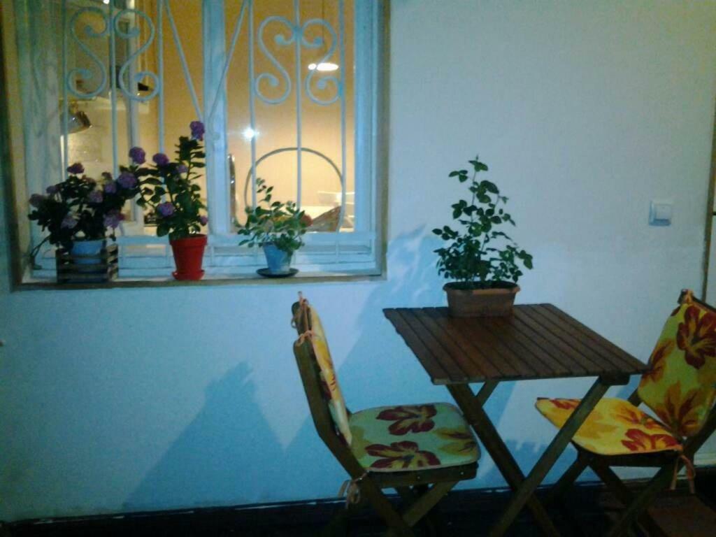 Old Tbilisi Flavor For You Extérieur photo